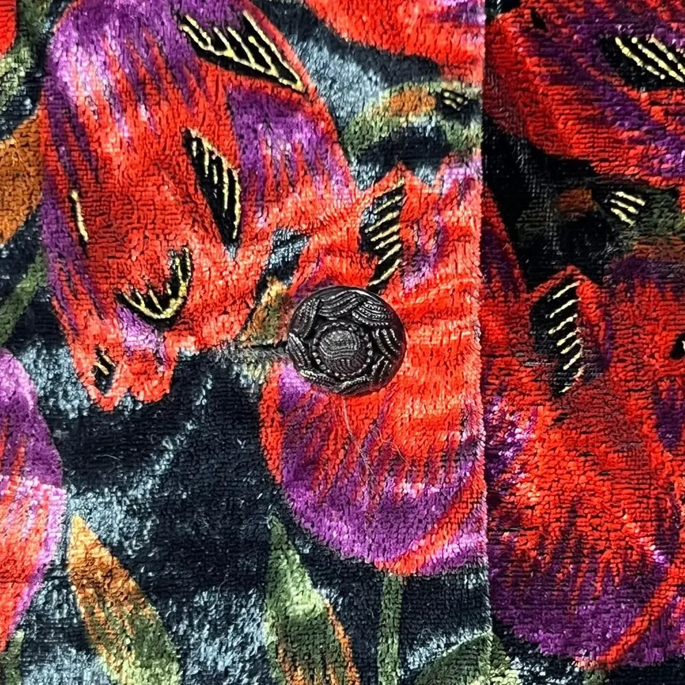 Women's Red Floral Vest - Picture 6 of 11